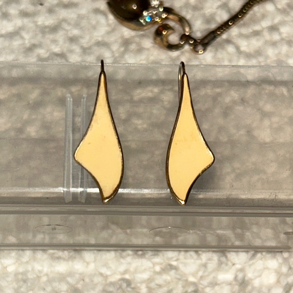 Vintage Monet Cream Drop Earrings